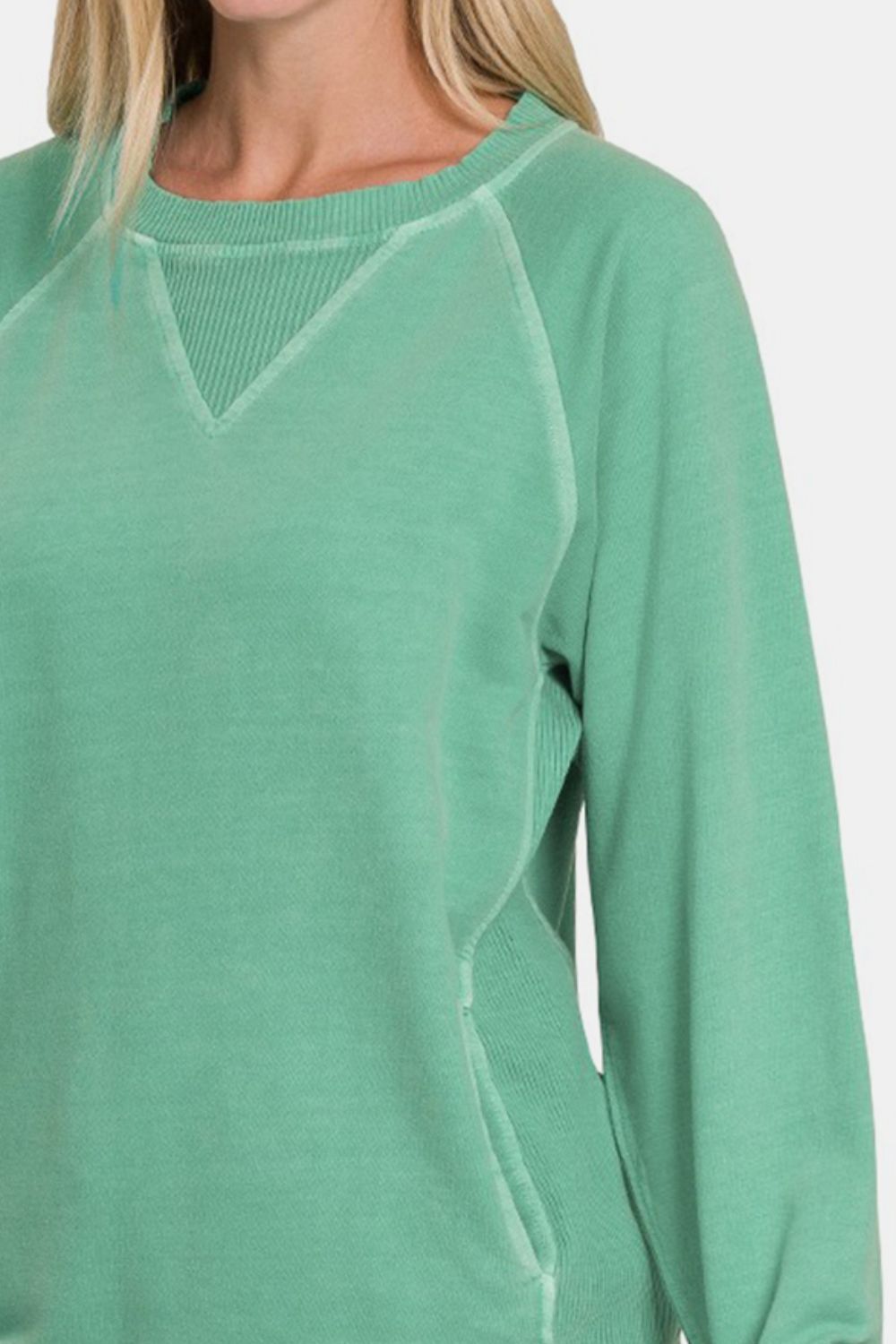 Zenana Pocketed Round Neck Long Sleeve Sweatshirt